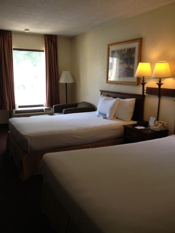 Days Inn By Wyndham Dothan Room photo