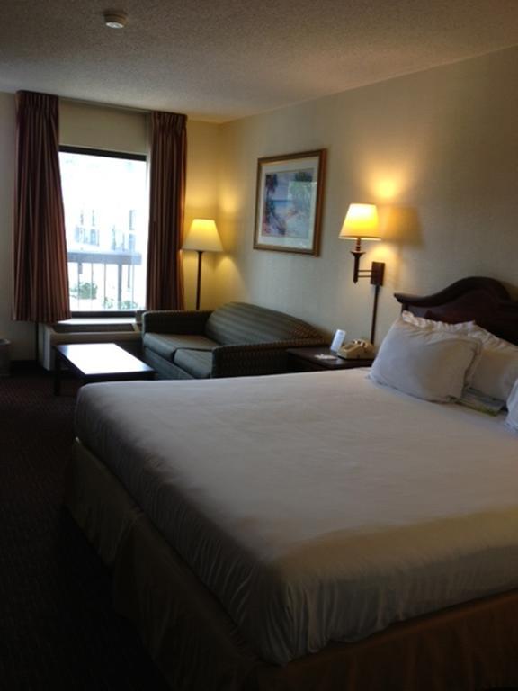 Days Inn By Wyndham Dothan Room photo
